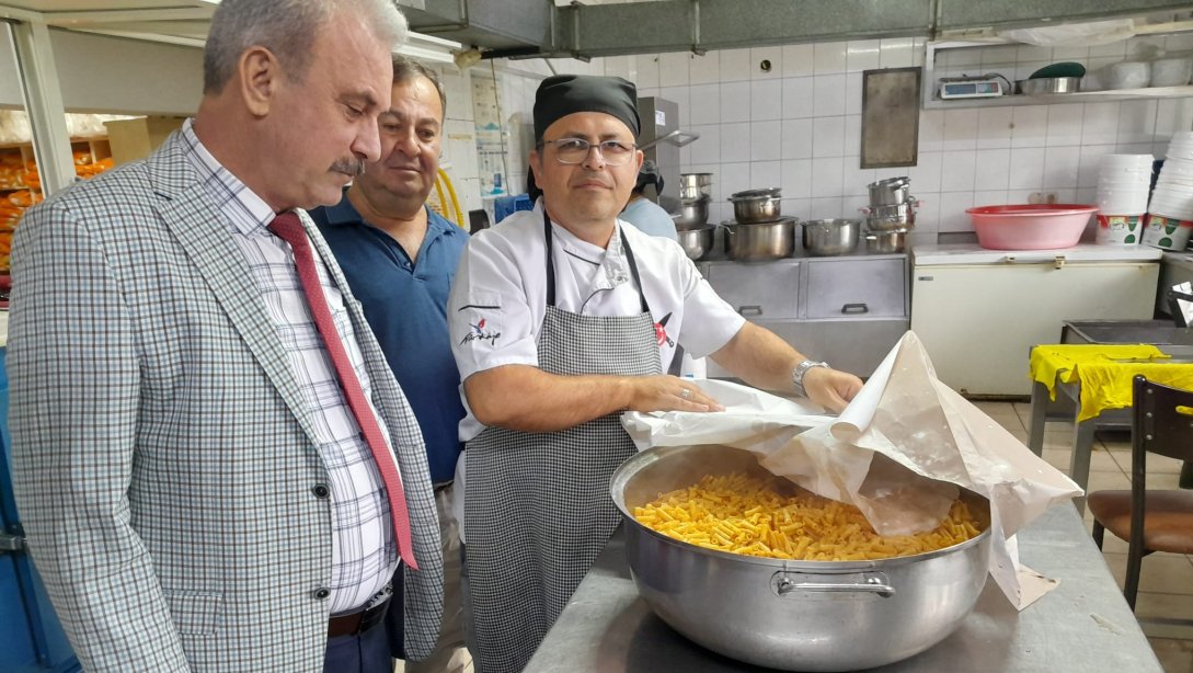 EZİNE'DE TAŞIMALI ÖĞRENCİLERİMİZİN YEMEK DENETİMİ YAPILDI