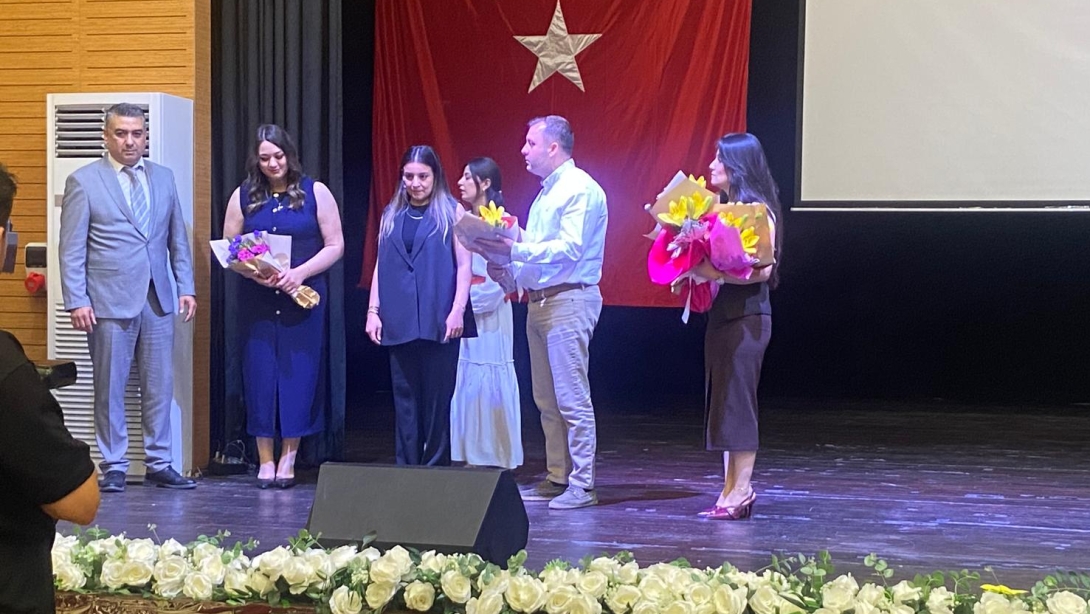 EZİNE BELEDİYESİ İLAYDA SEVİNÇ KREŞ VE GÜNDÜZ BAKIM EVİNİN YILSONU PROGRAMI VE MEZUNİYET TÖRENİ