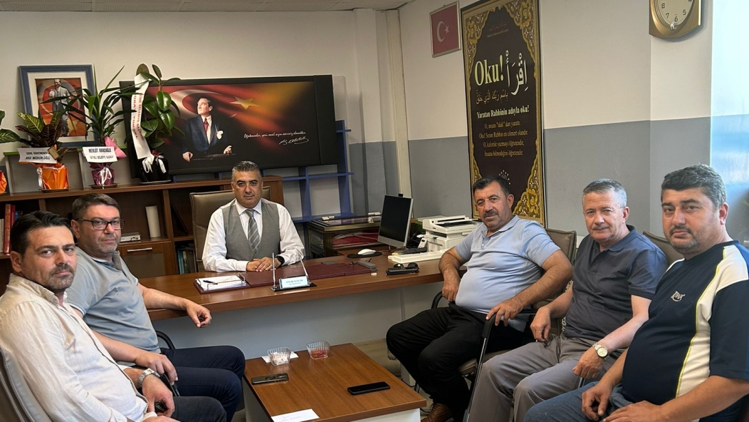 İLÇEMİZ SİVİL TOPLUM KURULUŞLARININ MÜDÜRÜMÜZÜ TEBRİK ZİYARETLERİ